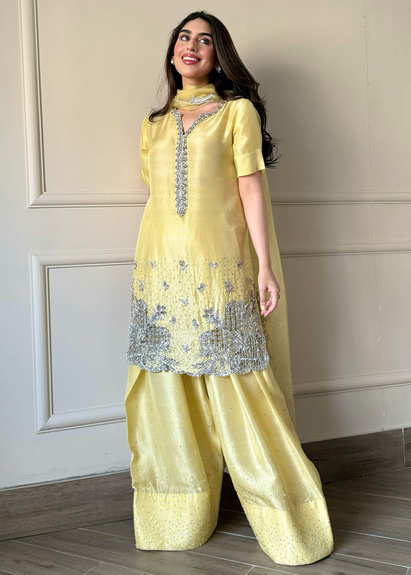 Maham Naeem | Aube